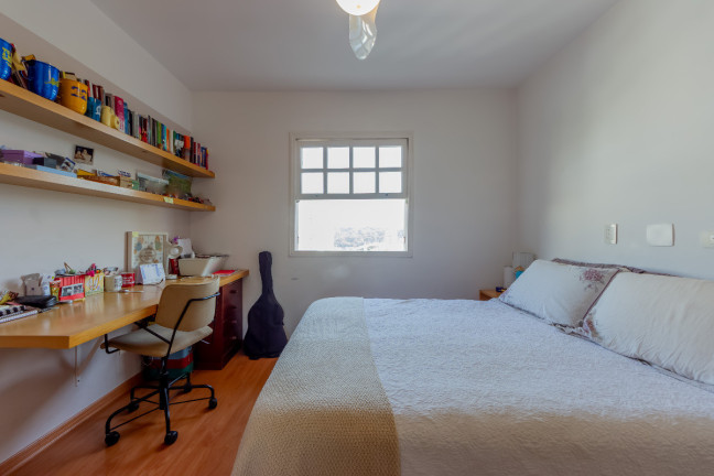 Imagem Casa com 3 Quartos à Venda, 223 m² em Jardim Londrina - São Paulo