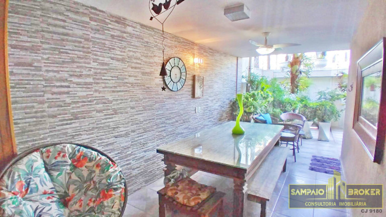 Imagem Casa com 4 Quartos à Venda, em Vargem Pequena - Rio De Janeiro Imagem Casa com 4 Quartos à Venda, em Vargem Pequena - Rio De Janeiro
