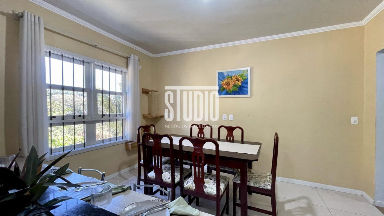 Imagem Casa com 3 Quartos à Venda, 326 m² em Santo Antônio De Castro - Carlos Barbosa Imagem Casa com 3 Quartos à Venda, 326 m² em Santo Antônio De Castro - Carlos Barbosa