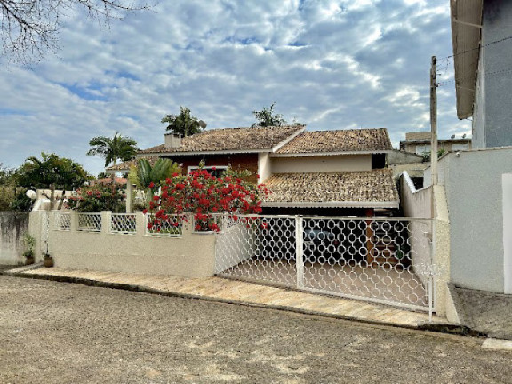Imagem Casa com 4 Quartos à Venda, 450 m² em Jardim Santos Reis - Piracaia