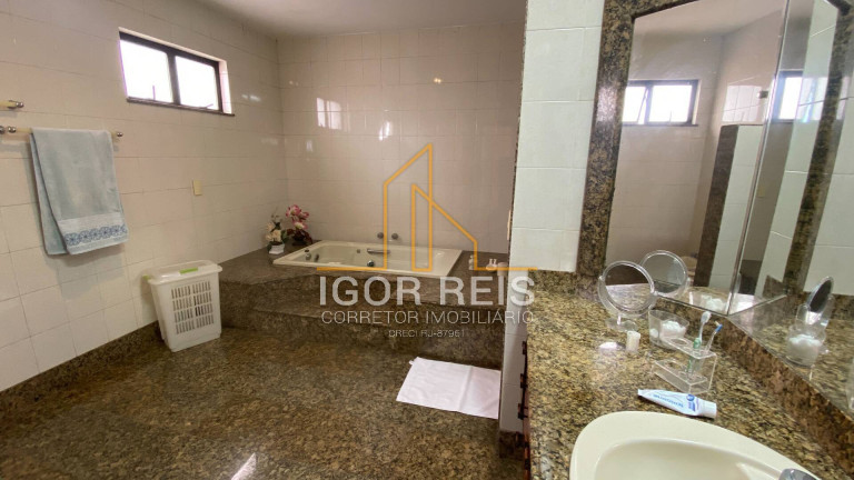 Imagem Apartamento com 4 Quartos à Venda, 400 m² em Centro - Campos Dos Goytacazes