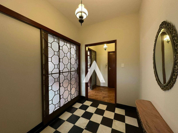Imagem Casa com 4 Quartos à Venda, 214 m² em Jardim Europa - Teresópolis