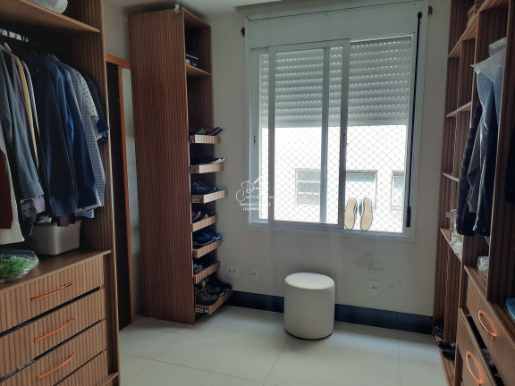 Imagem Imóvel com 4 Quartos à Venda, 445 m² em Pitangueiras - Guarujá Imagem Imóvel com 4 Quartos à Venda, 445 m² em Pitangueiras - Guarujá