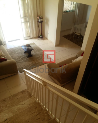 Imagem Casa com 4 Quartos à Venda, 330 m² em Vila Oliveira - Montes Claros