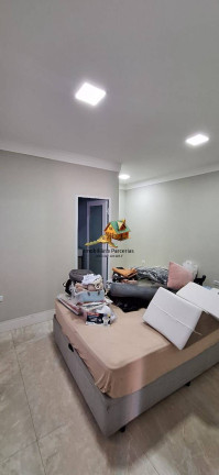 Imagem Casa com 3 Quartos à Venda, 233 m² em Portais (polvilho) - Cajamar