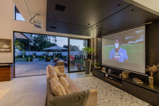 Imagem Sobrado com 3 Quartos à Venda, 450 m² em Canadá - Cascavel