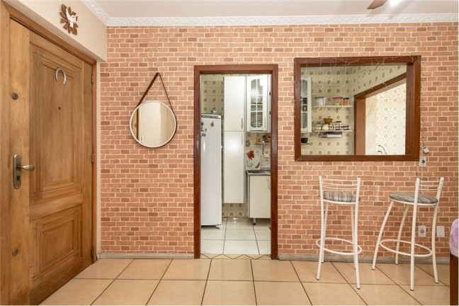 Imagem Apartamento com 2 Quartos à Venda, 65 m² em Azenha - Porto Alegre