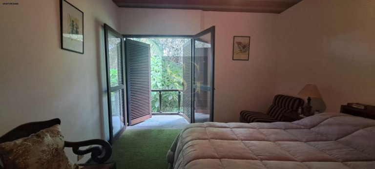 Imagem Imóvel com 5 Quartos à Venda, 2.597 m² em Granja Guarani - Teresópolis