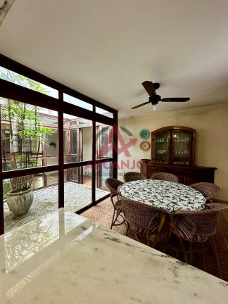 Imagem Casa com 4 Quartos à Venda, 277 m² em Centro - Ubatuba Imagem Casa com 4 Quartos à Venda, 277 m² em Centro - Ubatuba