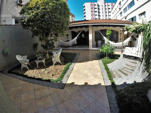 Imagem Casa com 2 Quartos à Venda, 195 m² em Guilhermina - Praia Grande