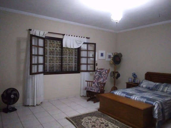 Imagem Chácara com 1 Quarto à Venda, 100 m² em Centro - Caçapava Imagem Chácara com 1 Quarto à Venda, 100 m² em Centro - Caçapava