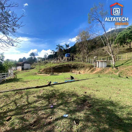 Imagem Imóvel com 2 Quartos à Venda, 5.000 m² em Zona Rural - Poços De Caldas