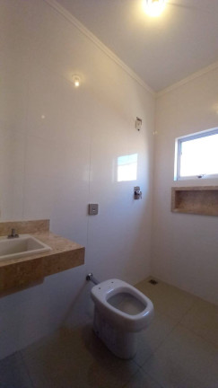 Imagem Casa com 3 Quartos à Venda, 250 m² em Jardim Oasis - Taubaté Imagem Casa com 3 Quartos à Venda, 250 m² em Jardim Oasis - Taubaté