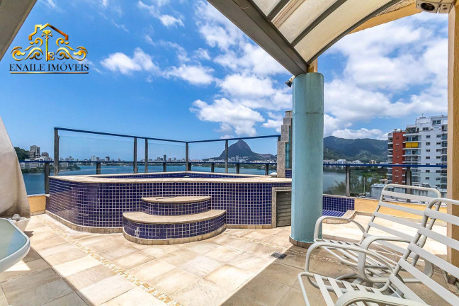 Imagem Imóvel com 4 Quartos à Venda, 495 m² em Lagoa - Rio De Janeiro Imagem Imóvel com 4 Quartos à Venda, 495 m² em Lagoa - Rio De Janeiro