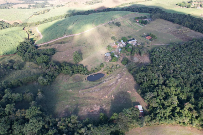 Imagem Chácara à Venda, 6 m² em Zona Rural - Cássia Dos Coqueiros Imagem Chácara à Venda, 6 m² em Zona Rural - Cássia Dos Coqueiros