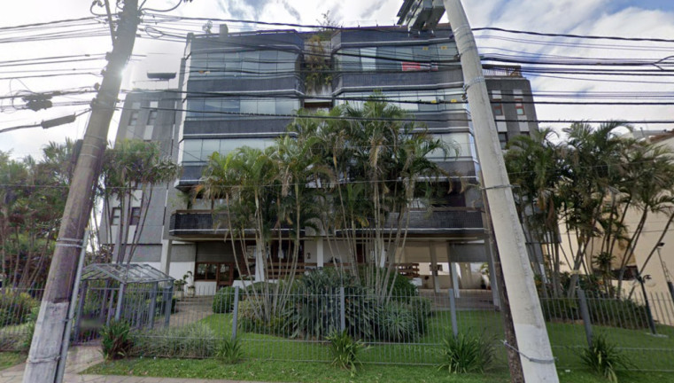 Imagem Apartamento com 3 Quartos à Venda, 380 m² em Jardim Do Salso - Porto Alegre