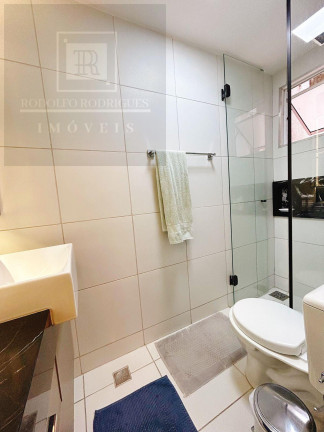 Imagem Casa com 3 Quartos à Venda, 171 m² em Papicu - Fortaleza Imagem Casa com 3 Quartos à Venda, 171 m² em Papicu - Fortaleza