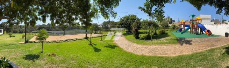 Casa de Condomínio à Venda,  em Universitário - Cascavel
