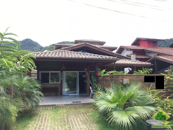 Casa com 2 Quartos à Venda, 210 m² em Horto Florestal - Ubatuba