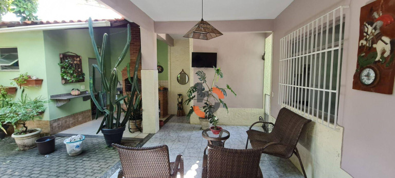 Casa com 3 Quartos à Venda, 152 m² em Carmari - Nova Iguaçu