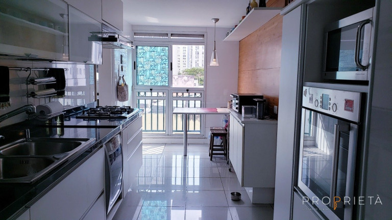 Imagem Cobertura com 4 Quartos à Venda, 247 m² em Leblon - Rio De Janeiro Imagem Cobertura com 4 Quartos à Venda, 247 m² em Leblon - Rio De Janeiro