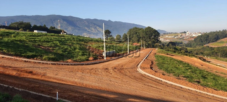Imagem Terreno à Venda, 200 m² em Ponte Nova - Extrema