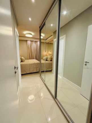 Imagem Apartamento com 4 Quartos à Venda, 189 m² em Meia Praia - Itapema Imagem Apartamento com 4 Quartos à Venda, 189 m² em Meia Praia - Itapema