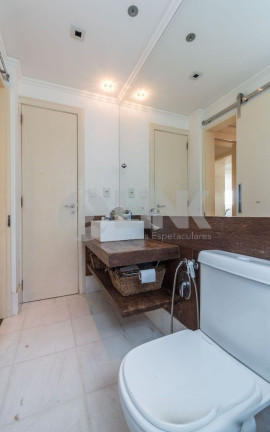 Imagem Apartamento com 3 Quartos à Venda, 125 m² em Mont Serrat - Porto Alegre Imagem Apartamento com 3 Quartos à Venda, 125 m² em Mont Serrat - Porto Alegre