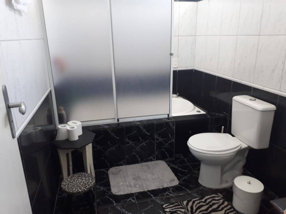 Imagem Casa com 3 Quartos à Venda, 450 m² em Cachoeira Do Bom Jesus - Florianópolis Imagem Casa com 3 Quartos à Venda, 450 m² em Cachoeira Do Bom Jesus - Florianópolis
