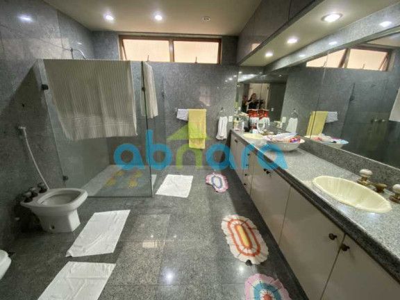 Imagem Apartamento com 4 Quartos à Venda, 350 m² em Copacabana - Rio De Janeiro Imagem Apartamento com 4 Quartos à Venda, 350 m² em Copacabana - Rio De Janeiro