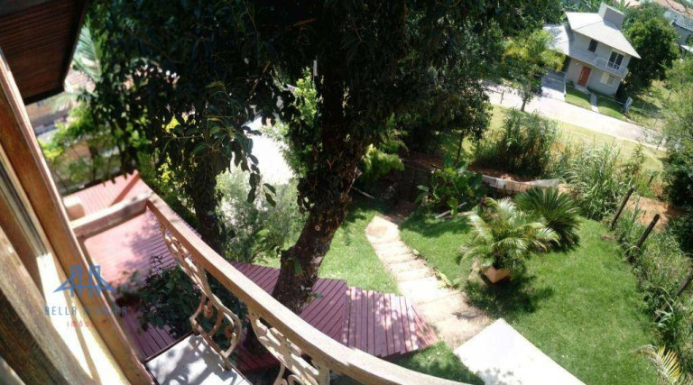 Imagem Casa com 2 Quartos à Venda, 180 m² em Rio Tavares - Florianópolis