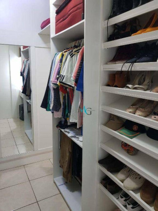 Imagem Casa com 3 Quartos à Venda, 192 m² em Campo Grande - Rio De Janeiro
