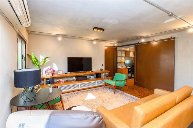 Imagem Apartamento com 3 Quartos à Venda, 130 m² em Itaim - São Paulo