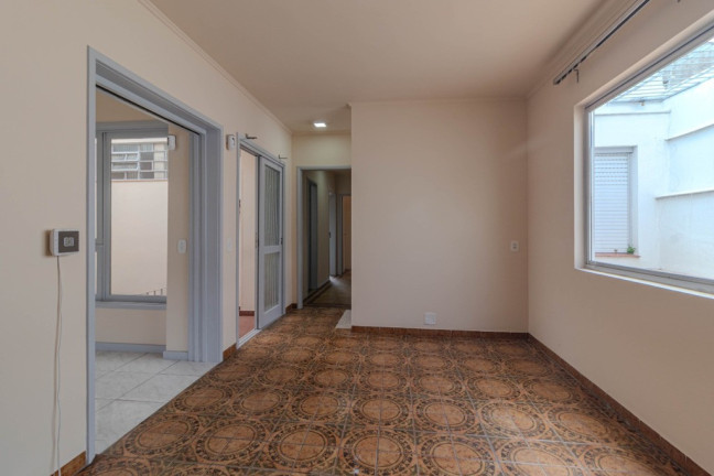 Imagem Casa com 3 Quartos à Venda, 259 m² em Bom Jesus - Porto Alegre