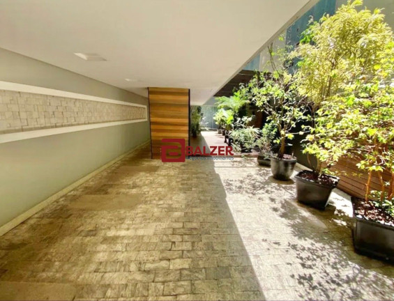 Imagem Apartamento com 2 Quartos à Venda, 71 m² em Centro - Florianópolis Imagem Apartamento com 2 Quartos à Venda, 71 m² em Centro - Florianópolis
