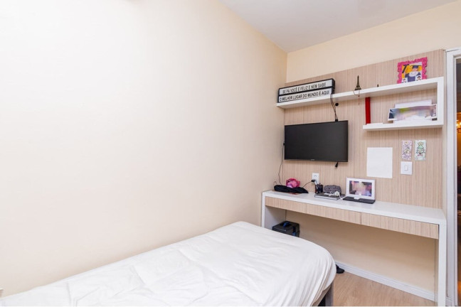 Imagem Apartamento com 3 Quartos à Venda, 73 m² em Jardim Itu - Porto Alegre Imagem Apartamento com 3 Quartos à Venda, 73 m² em Jardim Itu - Porto Alegre