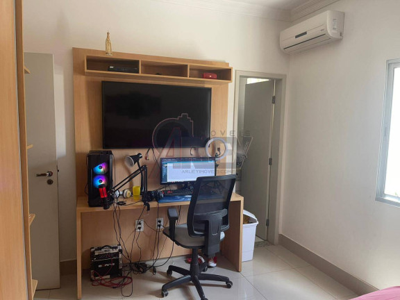 Imagem Casa com 4 Quartos à Venda, 360 m² em Todos Os Santos - Montes Claros Imagem Casa com 4 Quartos à Venda, 360 m² em Todos Os Santos - Montes Claros