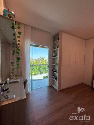 Imagem Sobrado com 4 Quartos à Venda, 300 m² em Parque Residencial Laranjeiras - Serra