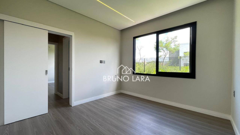 Imagem Casa com 4 Quartos à Venda, 312 m² em Condomínio Gran Royalle Betim - Betim Imagem Casa com 4 Quartos à Venda, 312 m² em Condomínio Gran Royalle Betim - Betim