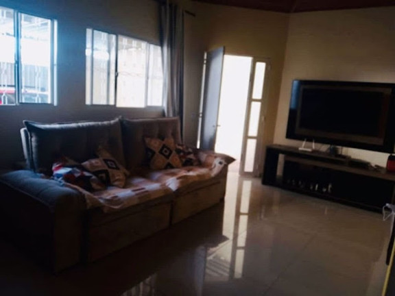 Casa com 2 Quartos à Venda, 106 m² em Nova Cerejeira - Atibaia