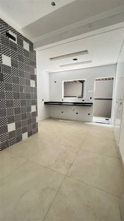 Imagem Casa com 2 Quartos à Venda, 49 m² em Maracanã - Praia Grande Imagem Casa com 2 Quartos à Venda, 49 m² em Maracanã - Praia Grande