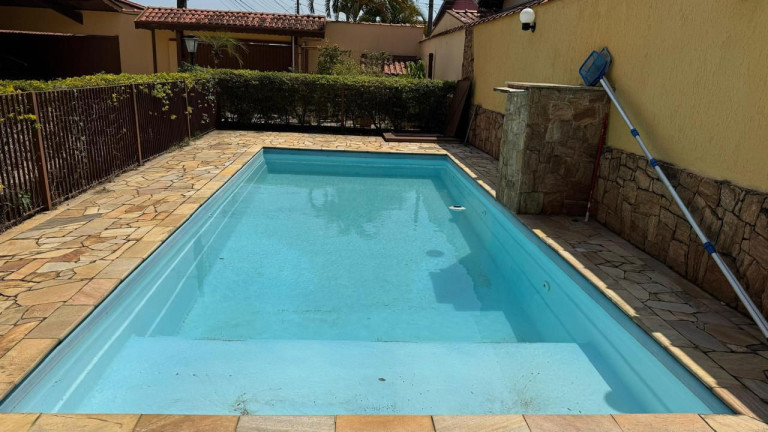 Imagem Sobrado com 4 Quartos à Venda, 350 m² em Parque São Cristóvão - Taubaté