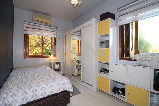 Imagem Imóvel com 3 Quartos à Venda, 211 m² em Ipanema - Porto Alegre