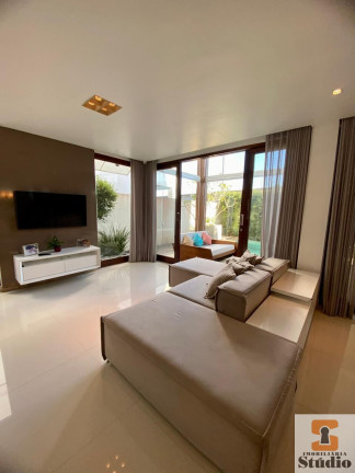 Imagem Casa com 3 Quartos à Venda, 196 m² em Sim - Feira De Santana