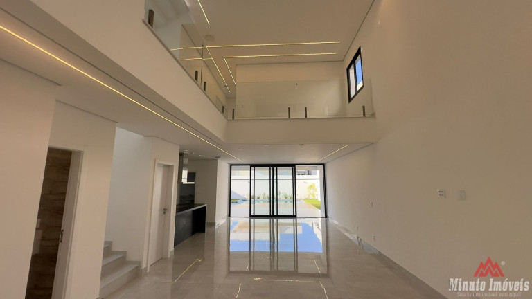 Imagem Sobrado com 3 Quartos à Venda, 279 m² em Jardim Samambaia - Jundiaí