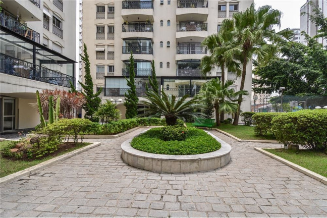 Imagem Apartamento com 3 Quartos à Venda, 135 m² em Moema - São Paulo Imagem Apartamento com 3 Quartos à Venda, 135 m² em Moema - São Paulo