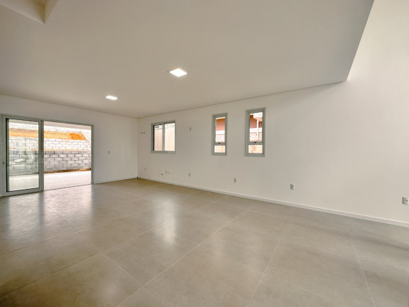 Imagem Casa com 3 Quartos à Venda, 360 m² em Pedra Branca - Palhoça