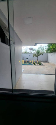 Imagem Casa com 3 Quartos à Venda, 185 m² em Jardim América - Goiânia Imagem Casa com 3 Quartos à Venda, 185 m² em Jardim América - Goiânia