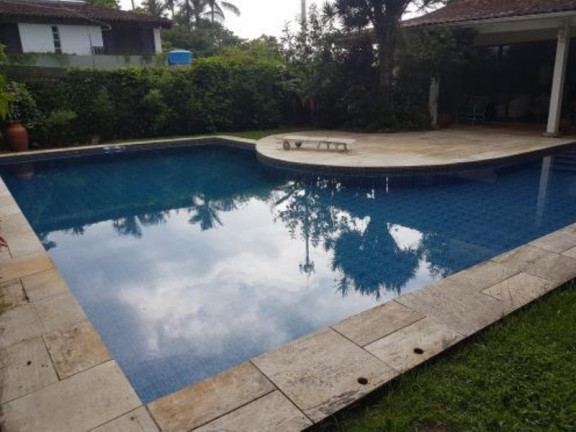 Casa com 5 Quartos à Venda, 502 m² em Vila Júlia - Guarujá