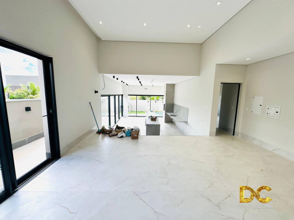 Imagem Casa com 3 Quartos à Venda, 235 m² em Santa Rosa - Cuiabá
